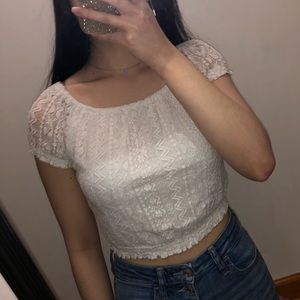 Hollister Top w/ Design